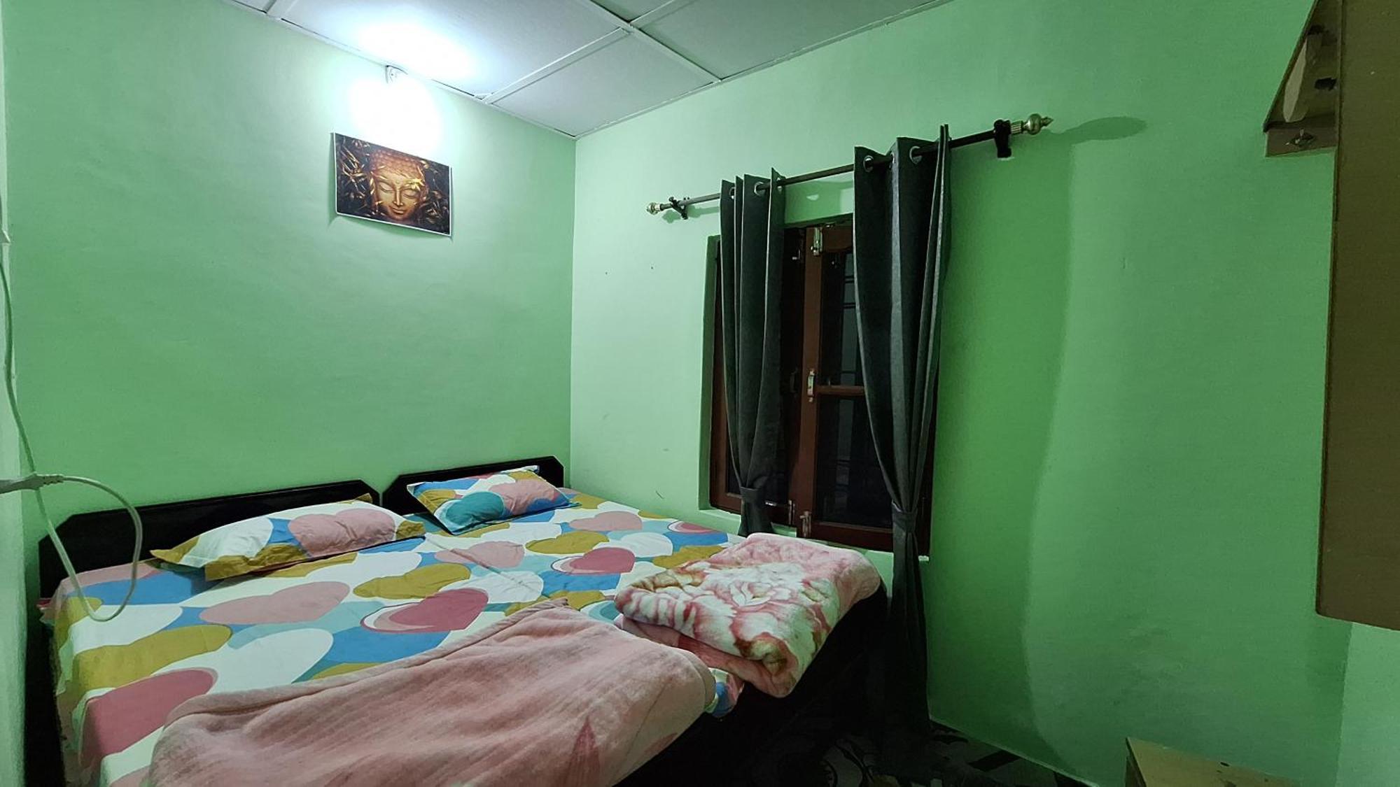 Tathastu Bir -Homestay ,Dorm,Hostel Екстер'єр фото