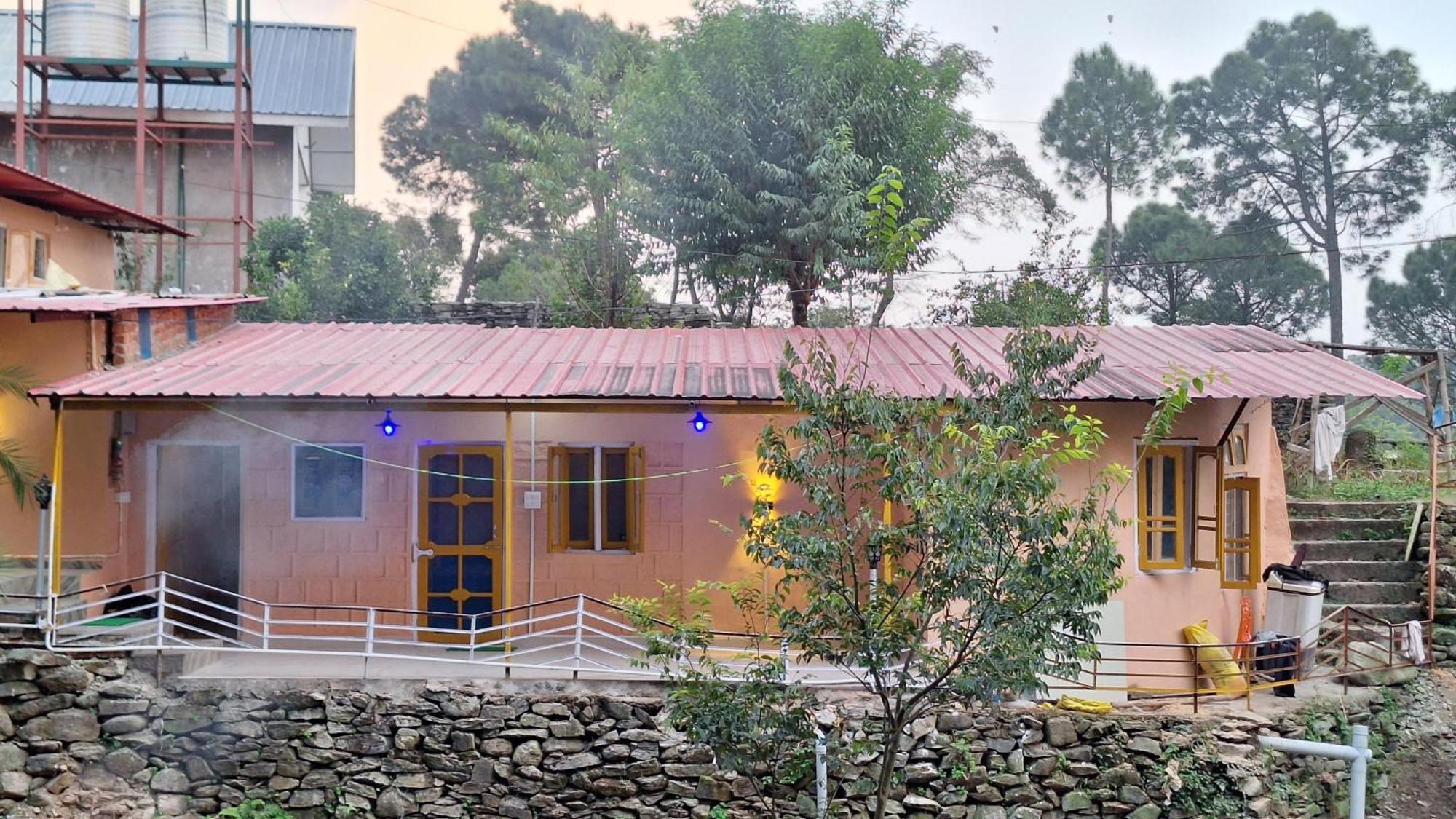 Tathastu Bir -Homestay ,Dorm,Hostel Екстер'єр фото