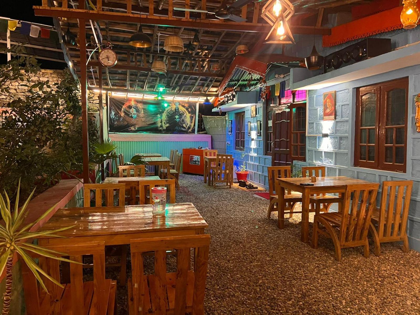 Tathastu Bir -Homestay ,Dorm,Hostel Екстер'єр фото